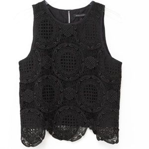 Banana republic size XSP lace top.